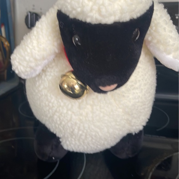 Woolrich Easter lamb 🐑 plush - Picture 2 of 8